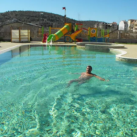 Apartament Nad Morzem Czarnym דירה